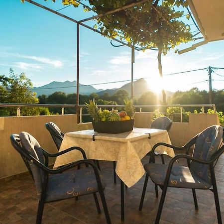 Vila Pavle'S Oasis Virpazar Exteriér fotografie