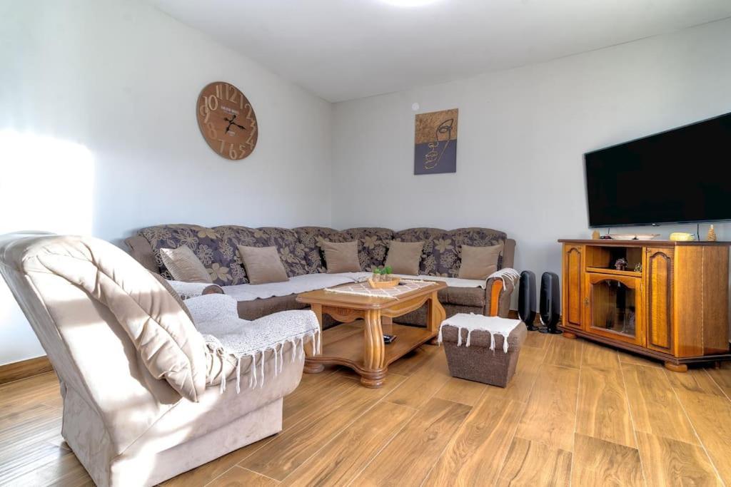 Vila Pavle'S Oasis Virpazar Exteriér fotografie