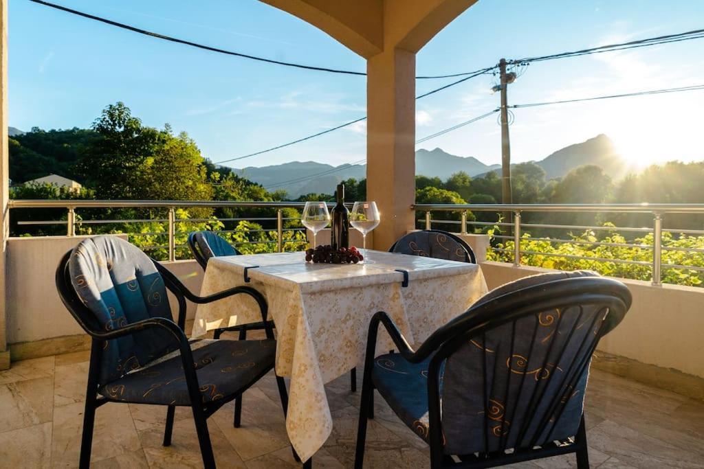 Vila Pavle'S Oasis Virpazar Exteriér fotografie